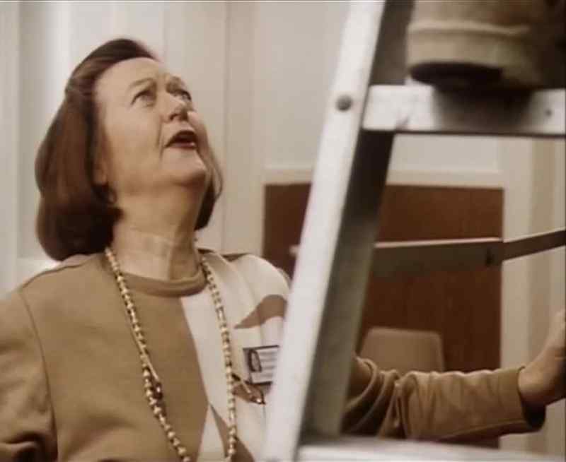 Just cut them off. - I've got to find the right fuse