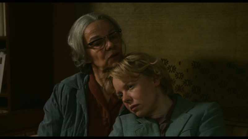 Just go on. - You upper class witch