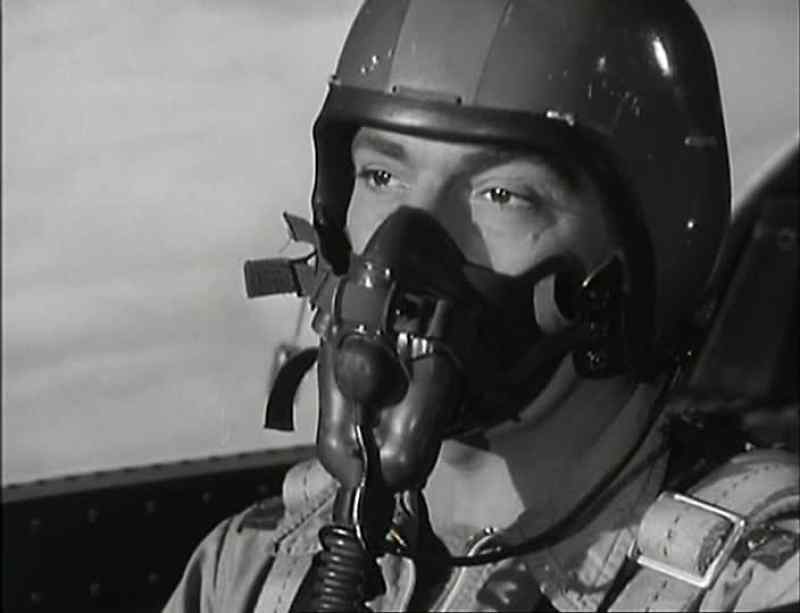 Just maintain the flight level, Mr. Coulter. Yes, sir