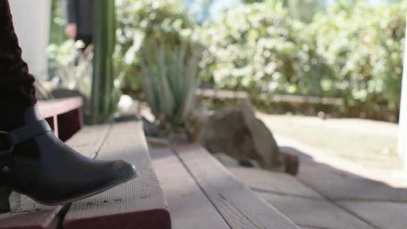 JUSTIN: Laura Vasquez tells detectives that Rick
