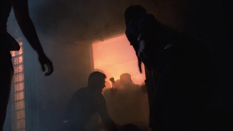 Κόνι, ξύπνα