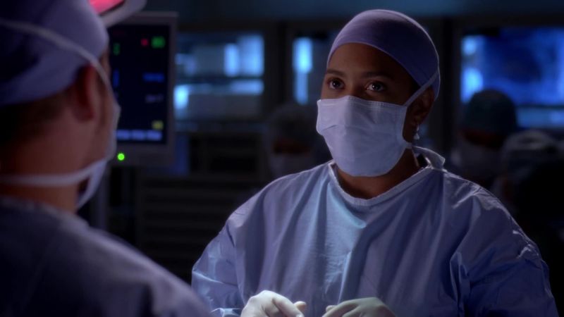 Karev, l think that clock is wrong