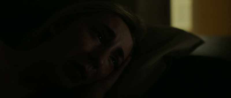 [Kate crying]