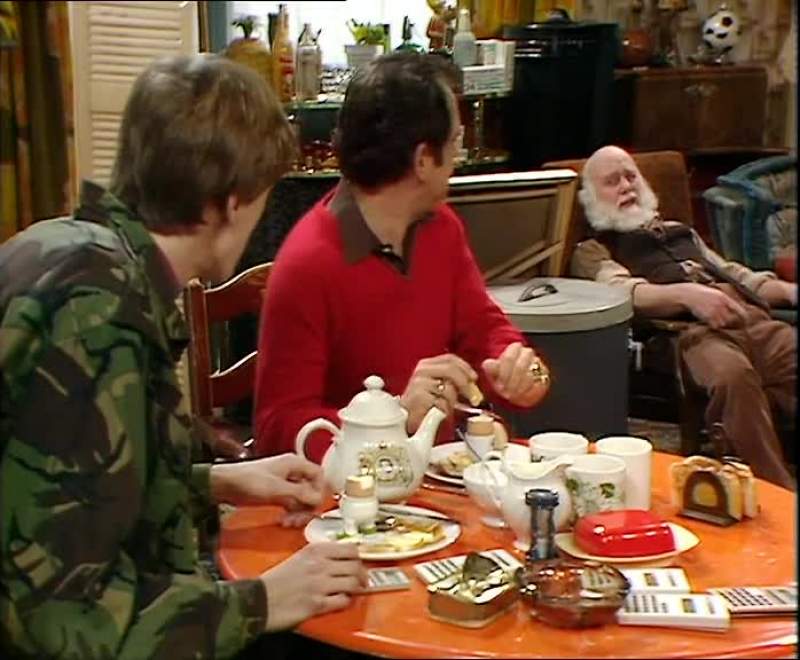 Keep the noise down will yer I can hardly hear this