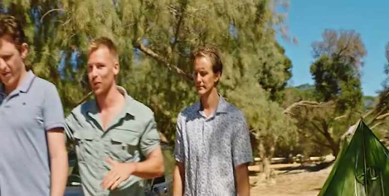 Keith, keep Nikki busy so I can get some time alone with Val?