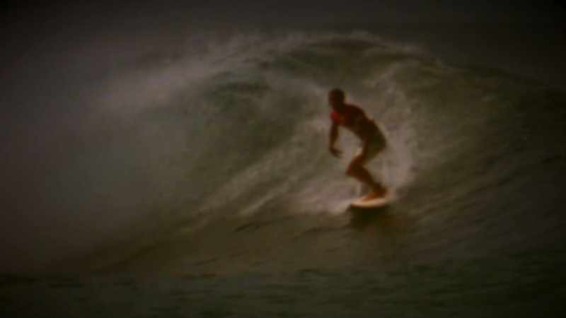 Kelly got a perfect left, spit out a tube