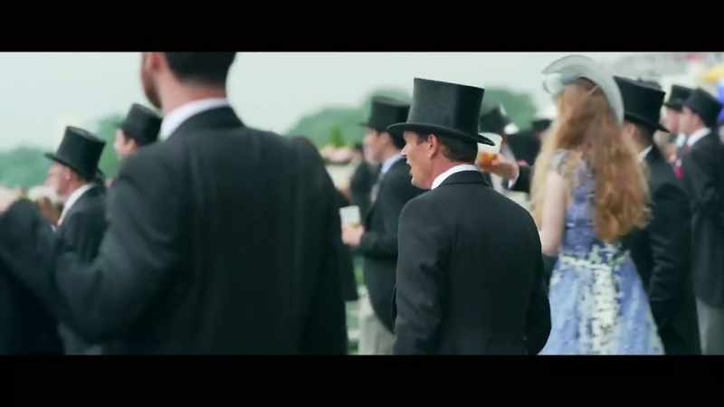 King Frankel and Visualisation challenging down the outside