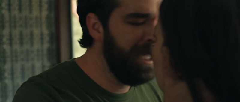 [KISSES]