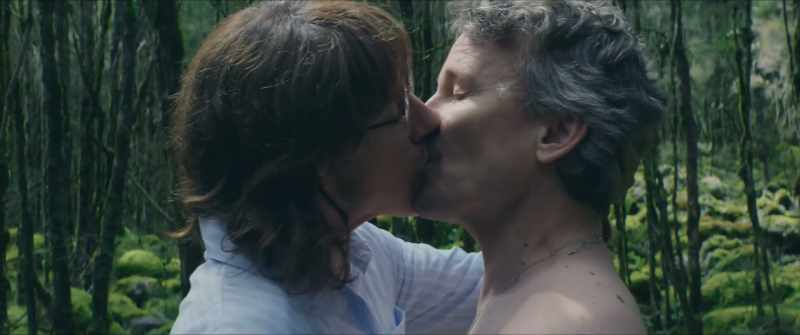 [kissing]