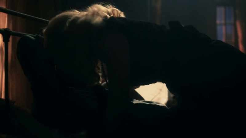 [Kissing]