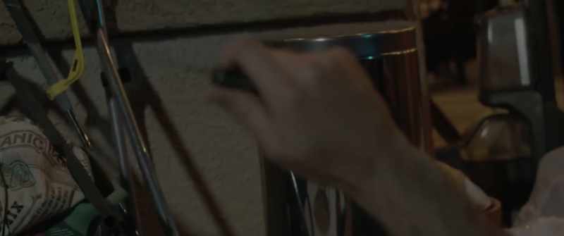 (knife clanging)