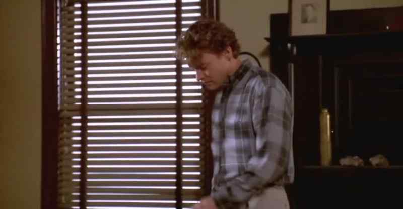 [Knock On Door]