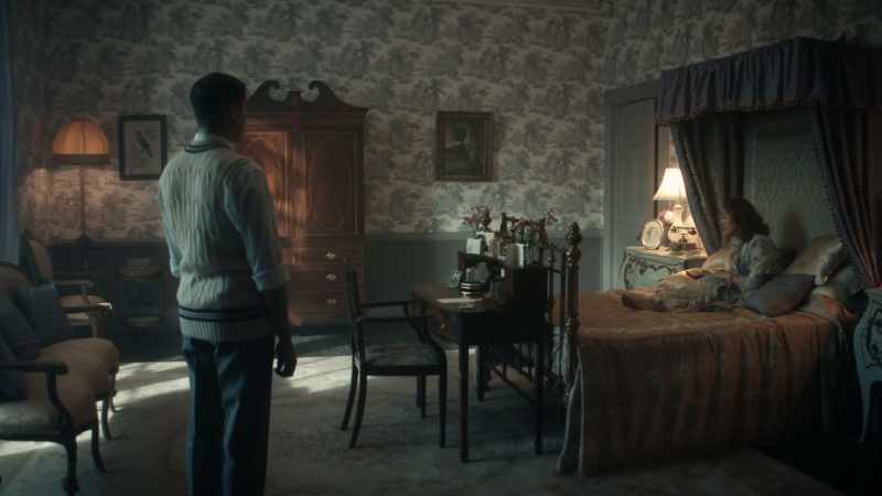 (Knock on door)