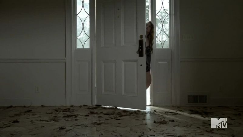 [Knock on door]
