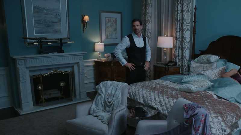 [KNOCK ON DOOR]