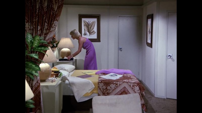 [ Knock on door ]