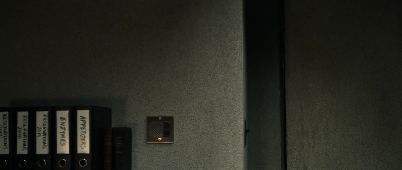 (KNOCKING AT DOOR)