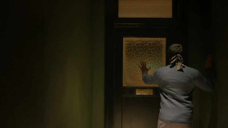 [KNOCKING] - MELINDA: Come in