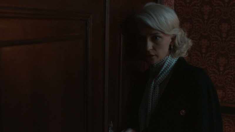 [Knocking on door] Margarethe? Hugo?