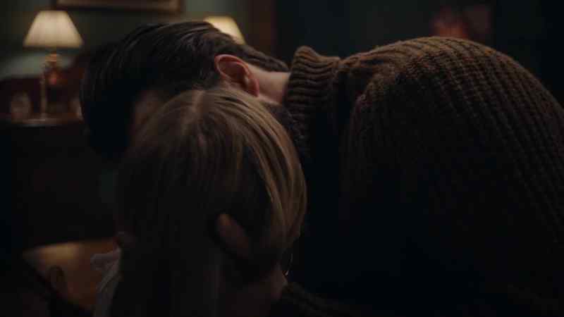 (knocking on door)