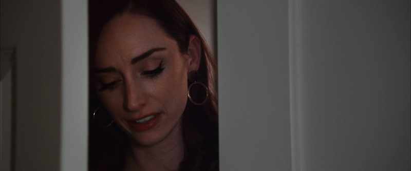 (Knocking on door)