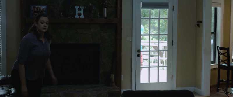 (knocking on door)