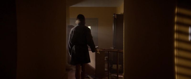 (KNOCKING ON DOOR)