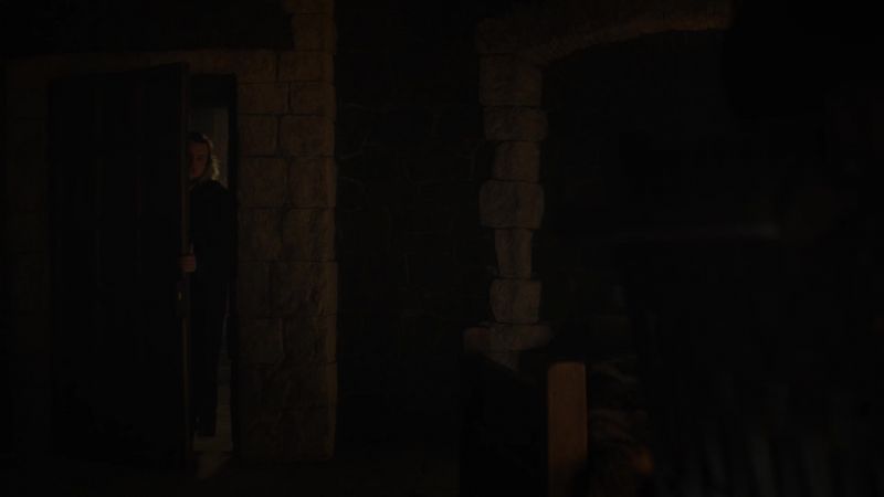 (KNOCKING ON DOOR)