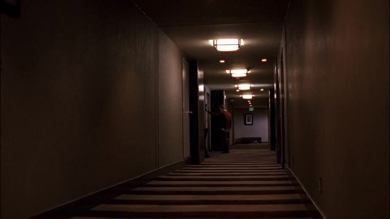 (KNOCKING)