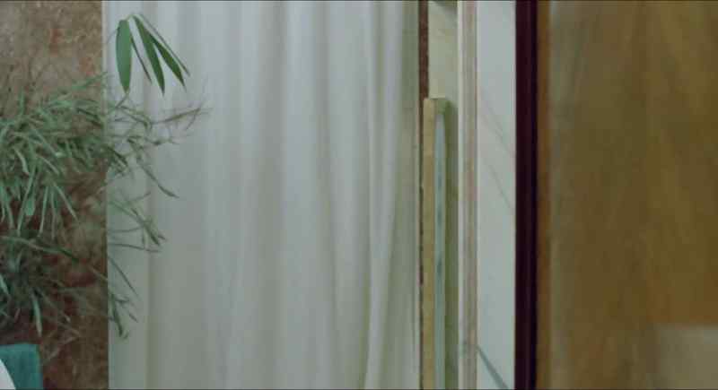 (Knocking)