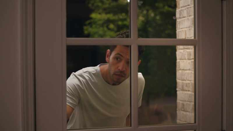 (knocking)