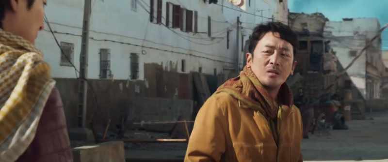 [Korean] You should tie this. Take this