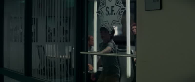 Kyle! Get back here! Sarah? Get Reese. I'm right behind you