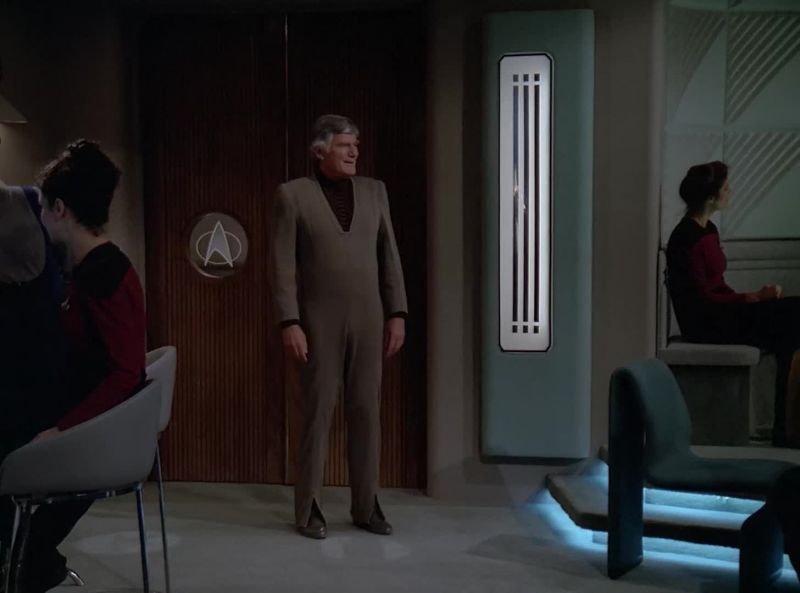 Kyle Riker! Excuse me, ladies