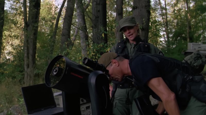 l don't see squat. - Well, you wouldn't, sir, during the day