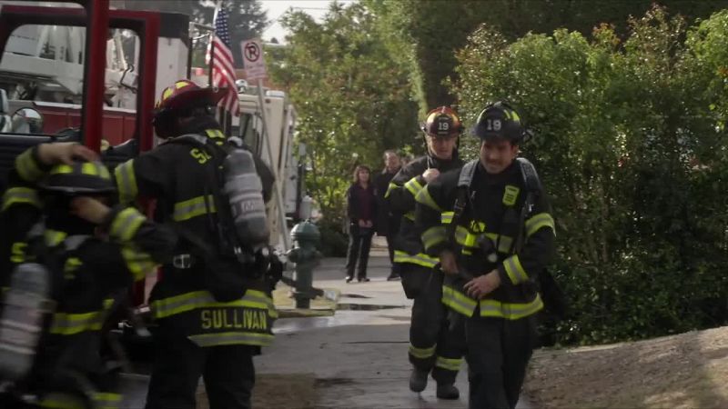 Ladder 19 fire attack, get some ventilation flowing
