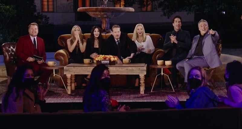 Ladies and gentlemen, it's Mr. and Mrs. Geller