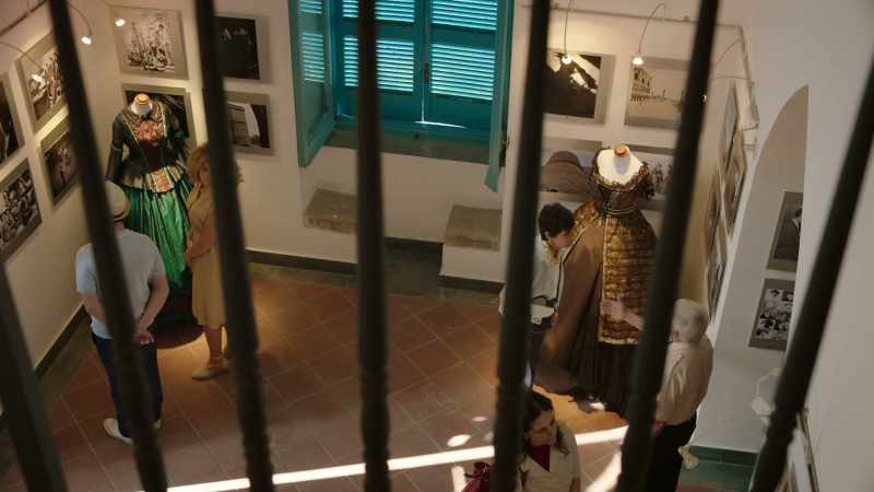 Ladies and gentlemen