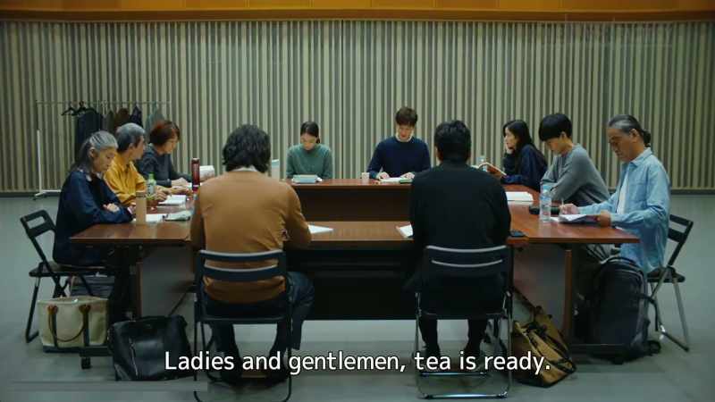 Ladies and gentlemen, tea is ready