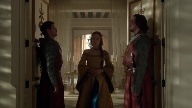 Lady Donatella is making her way back to her chambers