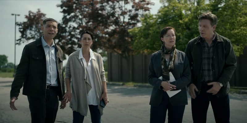 Lady, have some respect! -They're already in the ground
