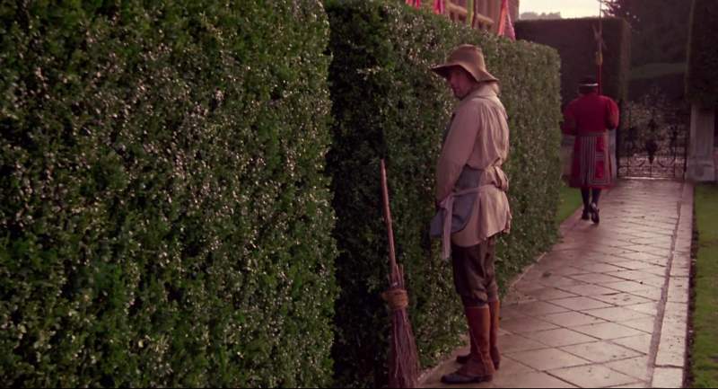 Lambourn stop that man pissing on the hedge