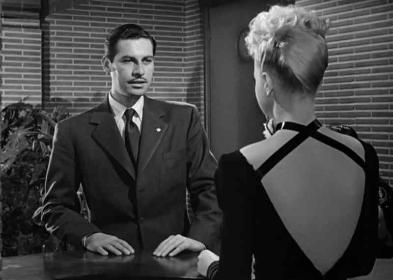 Larry Cravat come in yet, honey? - Larry Cravat?