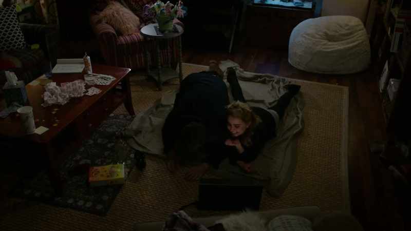 [laughing] Shut up. - [groans]