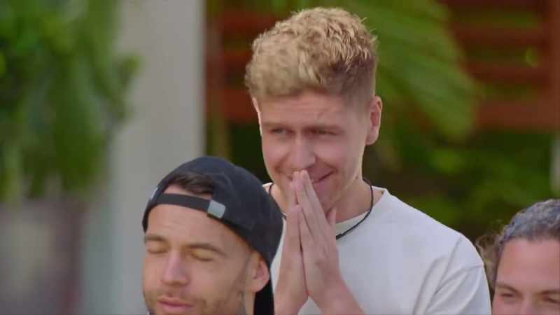 (LAUGHTER)