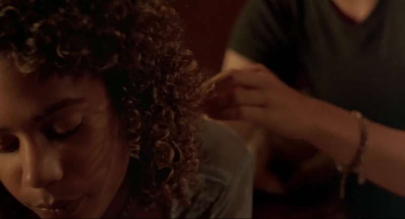 Laura really has split ends Really