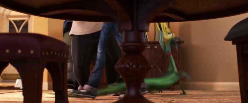 LAUREL: Barley! You stink! -(BARLEY LAUGHING)