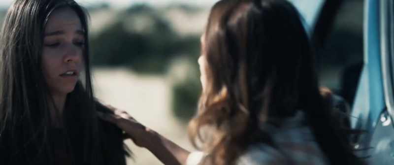 Lauren, baby. Stay with me. - Now!