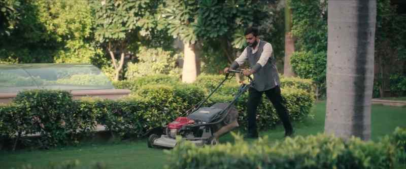 [lawnmower whirring]