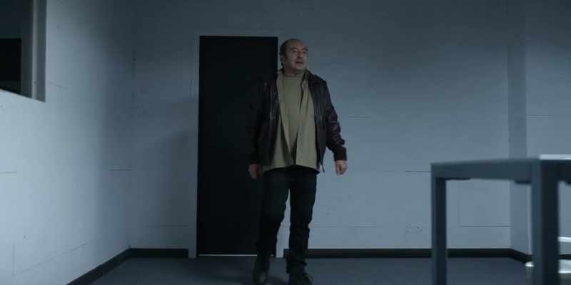 Lazare. - No. No, no, no. Come on, give me a break